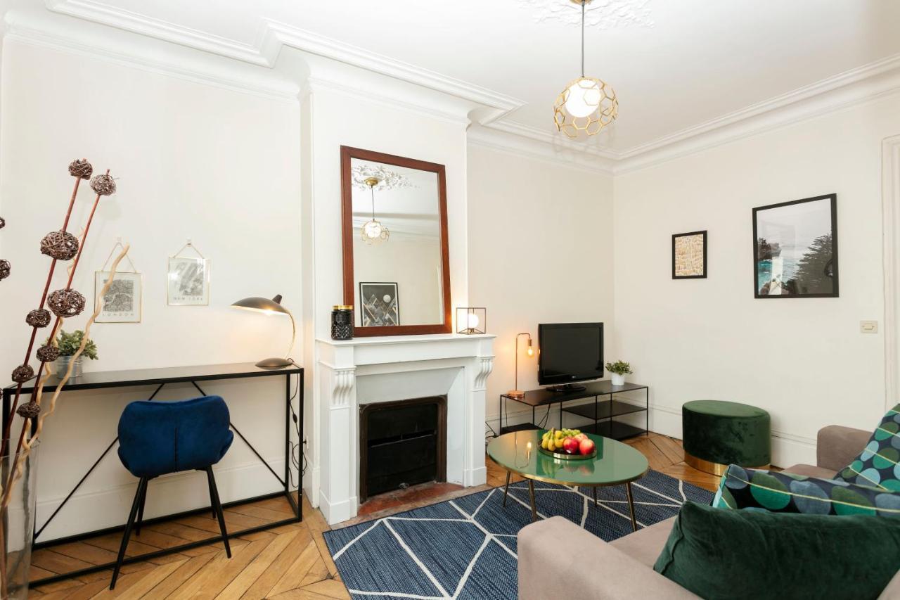 Latin Quarter With Balcony - Cityapartmentstay Párizs Kültér fotó