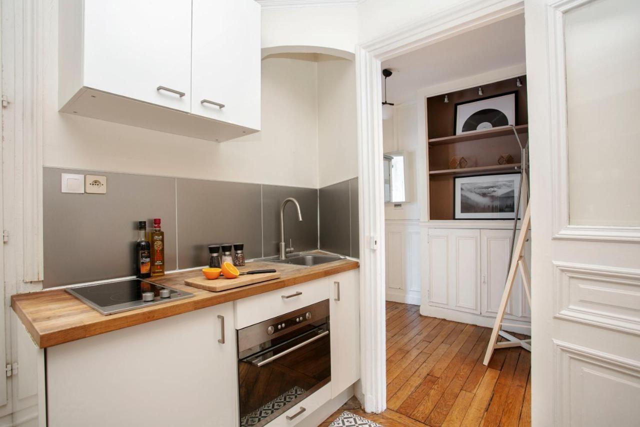Latin Quarter With Balcony - Cityapartmentstay Párizs Kültér fotó